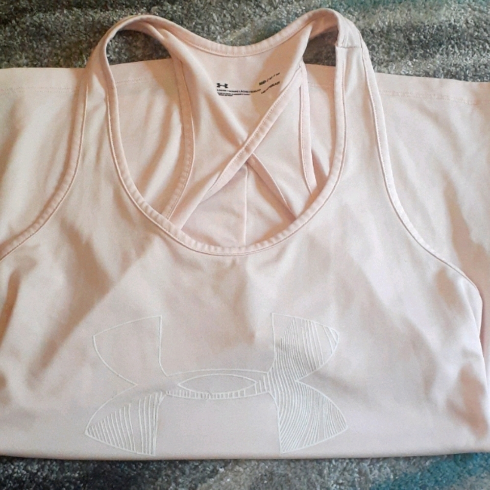 Light pink under armour tank